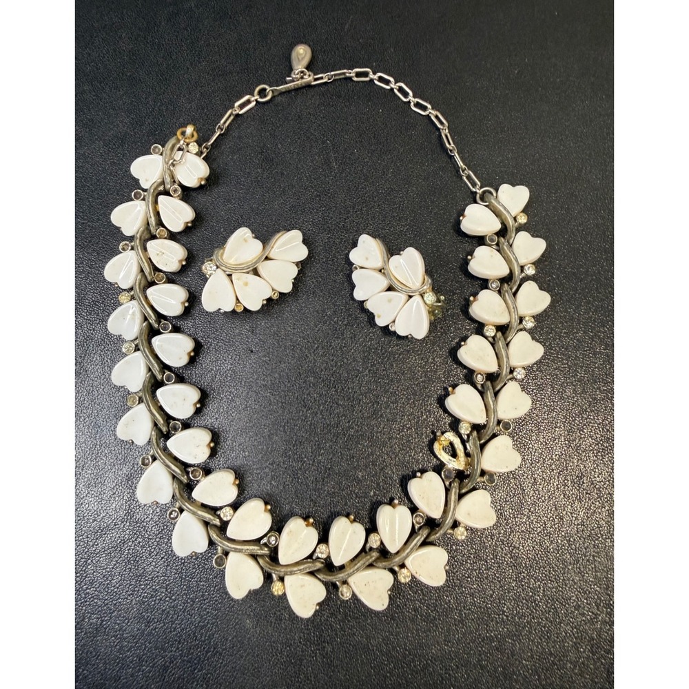 Vintage Lisner White Heart Leaf Necklace and Clip On Earrings Set Silver Tone